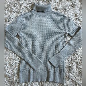 Jeanne Pierre Turtleneck